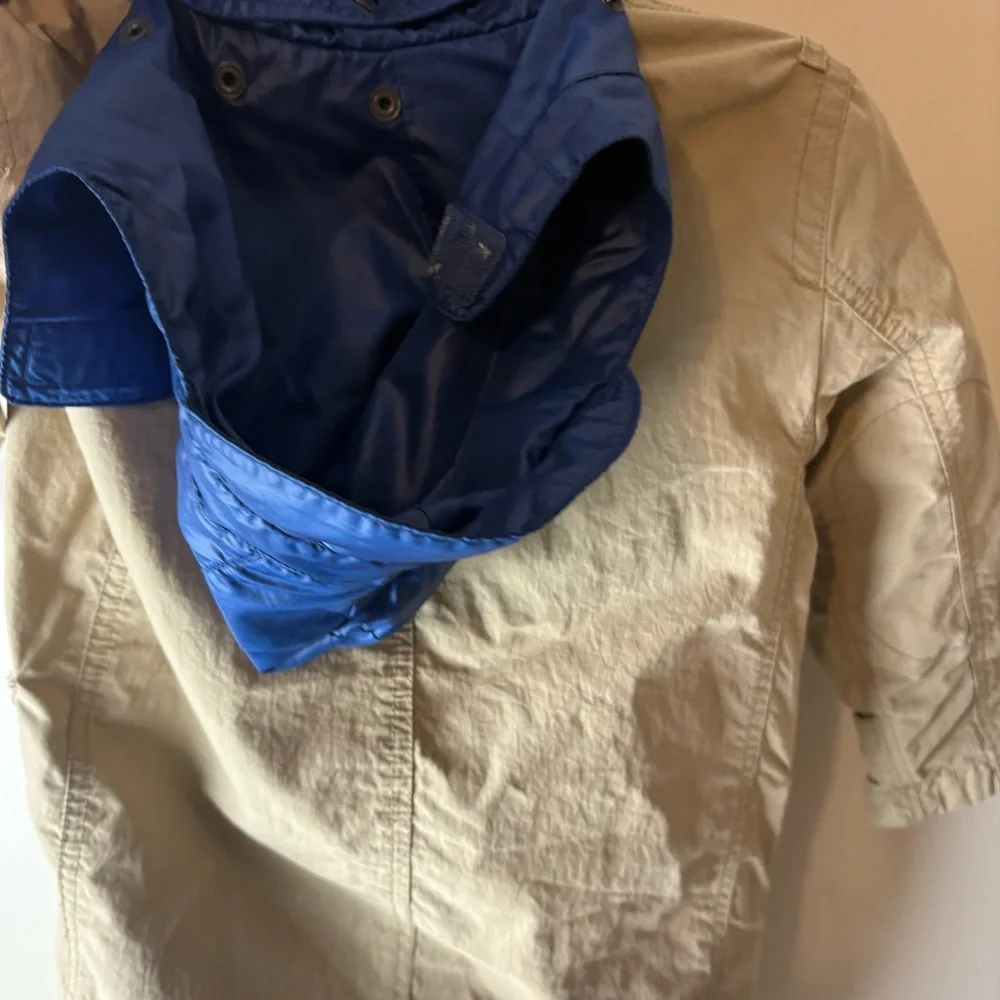 Gap Kids Tan classic Trench coat XS 4-5